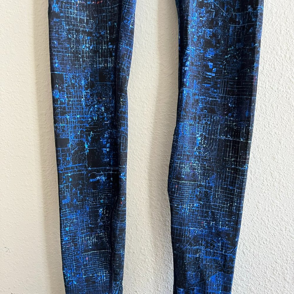 Lululemon Women's Train Time Leggings City Light Multi Black Size 2 - Picture 3 of 9